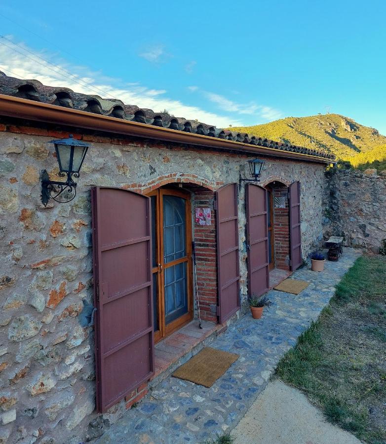 Corral D'En Romagosa Guest House Begues Екстериор снимка